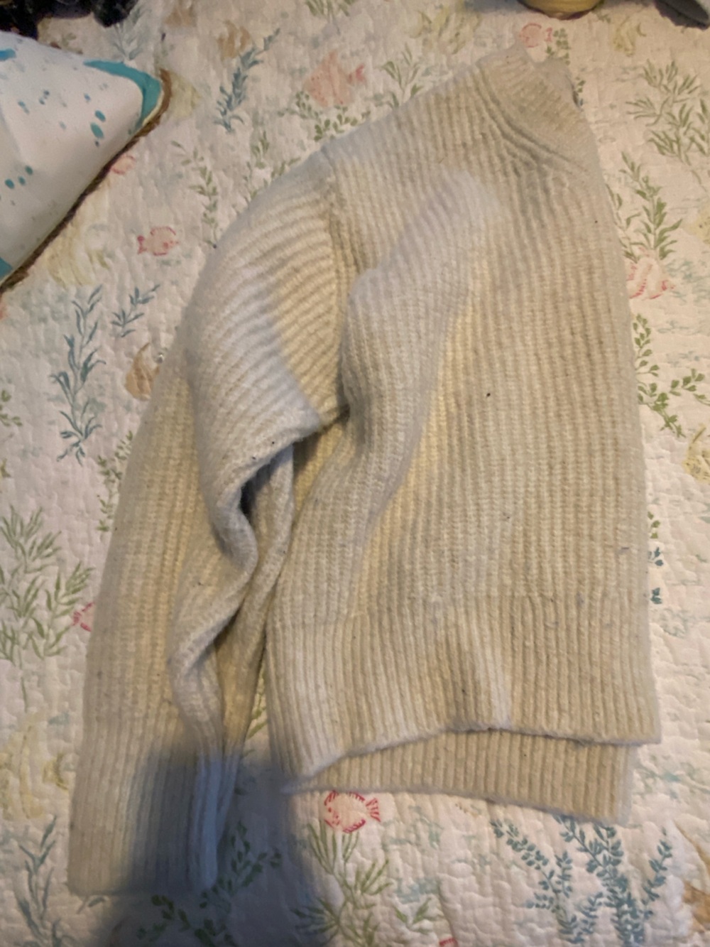 Uniqlo Cream Textured Knit Pullover - Picture 2 of 4